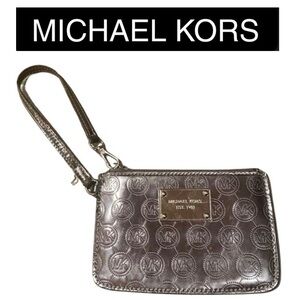 MICHAEL KORS Silver Metallic Wristlet, EUC